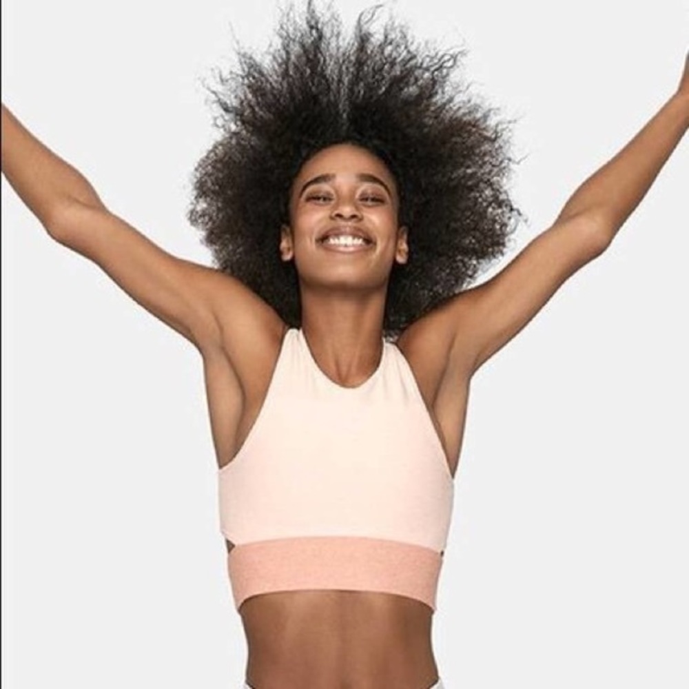 Outdoor Voices Rose Quartz Tri-tone Slashback Bra